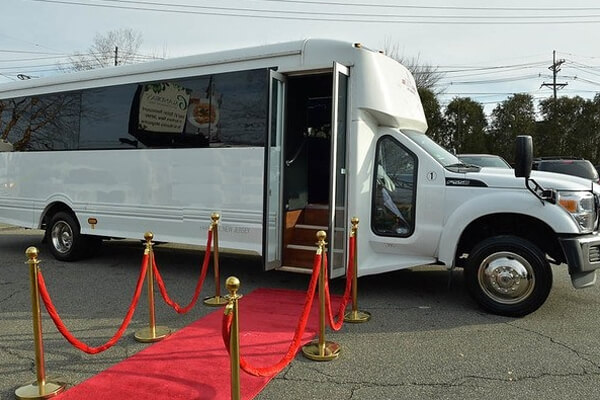 Classic party bus Philadelphia